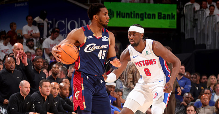 Kaiyun sports-米切尔35+10坎宁安27分三双 骑士主场力克活塞|NBA季后赛|多诺万-米切尔|克利夫兰骑士队|凯德-坎宁安|底特律活塞队_新浪体育_新浪新闻